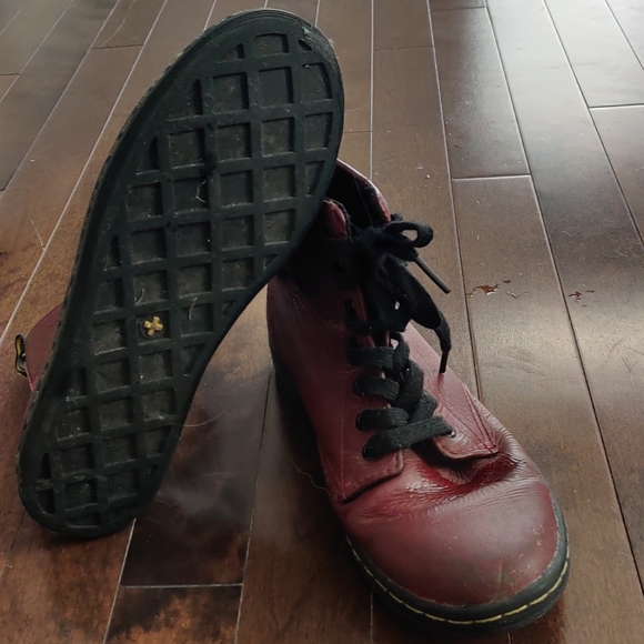 Dr Martens - Picture 2 of 5